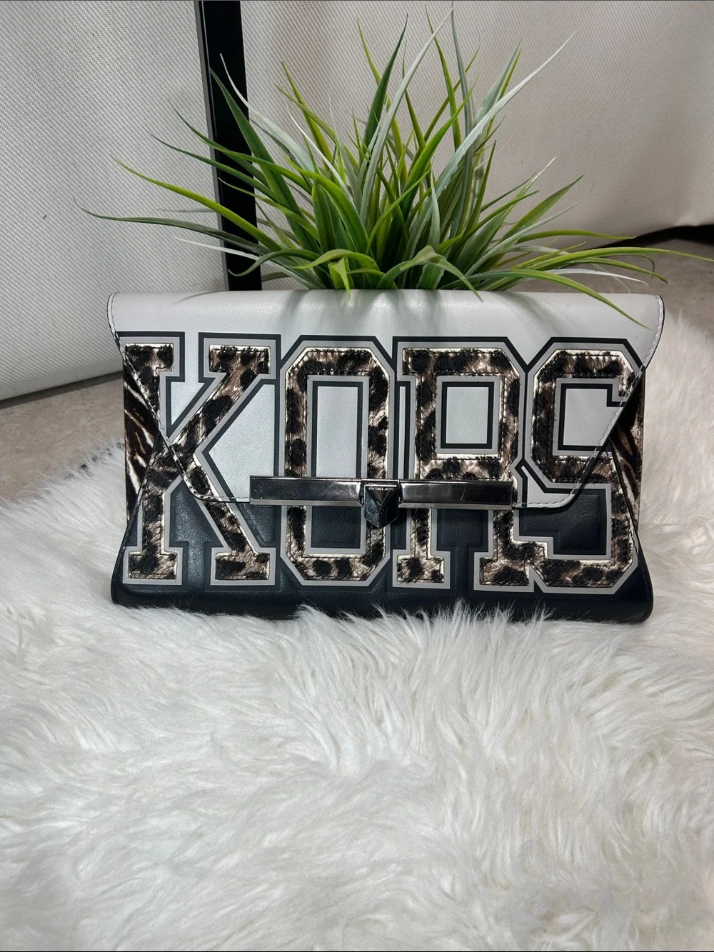Michael Kors White, Black & Leopard-Print Logo Clutch - Picture 9 of 12